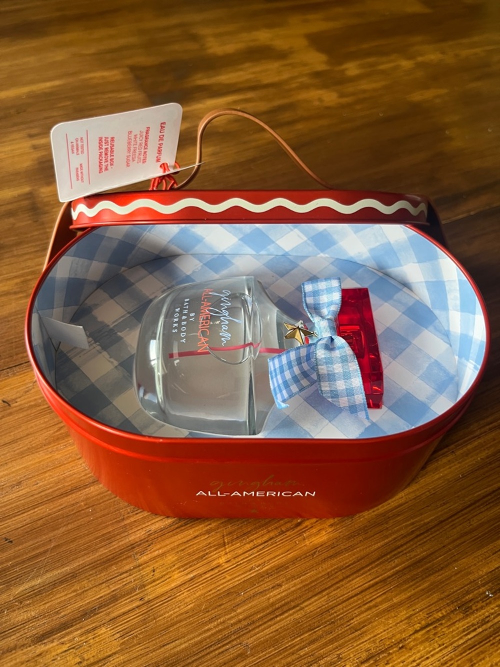 NWT 2.5 fl oz ‘Gingham All-American' BBW Perfume w/ Oval Tin Carry Case